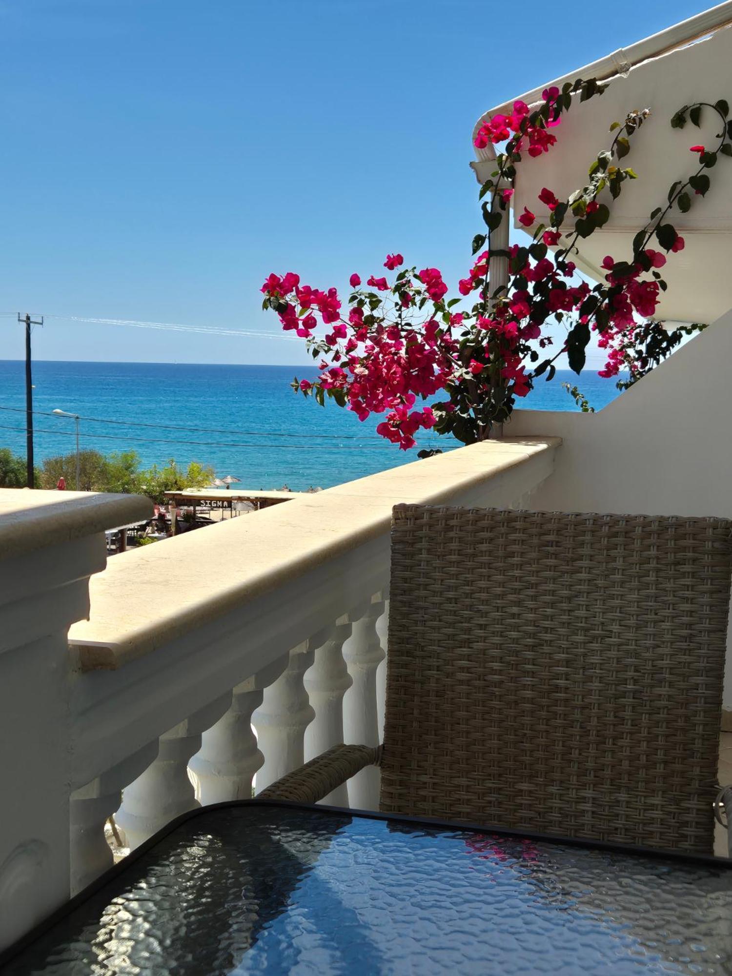 Vrachos Beach Hotel Luaran gambar